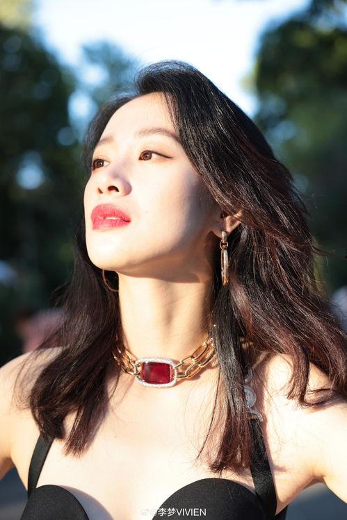 李梦是谁爆料的啊视频,李梦揭秘“是谁爆料的啊”视频背后的真相  第2张